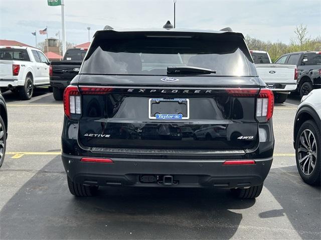 new 2025 Ford Explorer car