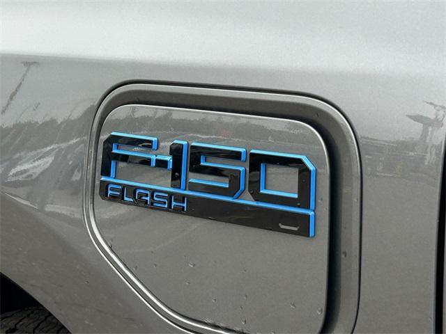 new 2025 Ford F-150 Lightning car