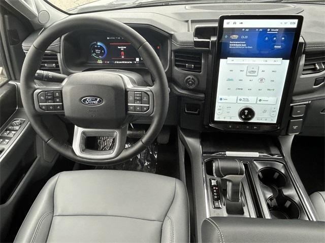 new 2025 Ford F-150 Lightning car