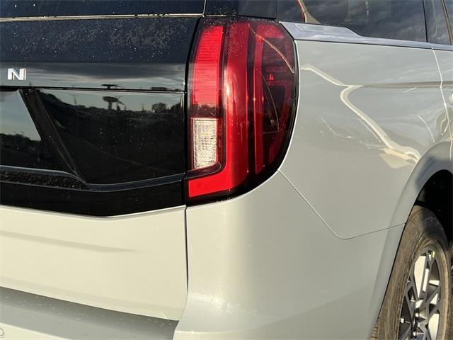 new 2025 Ford Expedition car, priced at $73,500