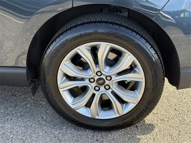 used 2024 Ford Edge car, priced at $33,987