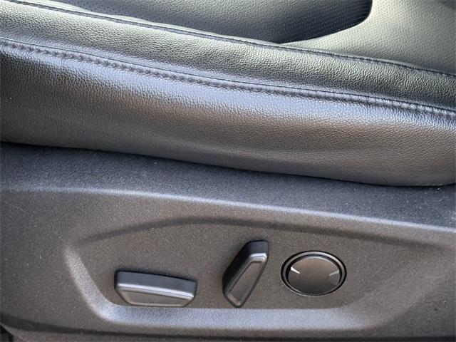 used 2024 Ford Edge car, priced at $33,987