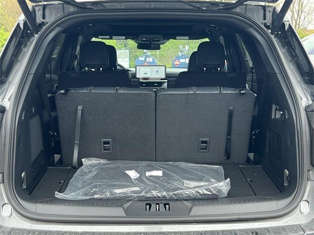 new 2025 Ford Explorer car