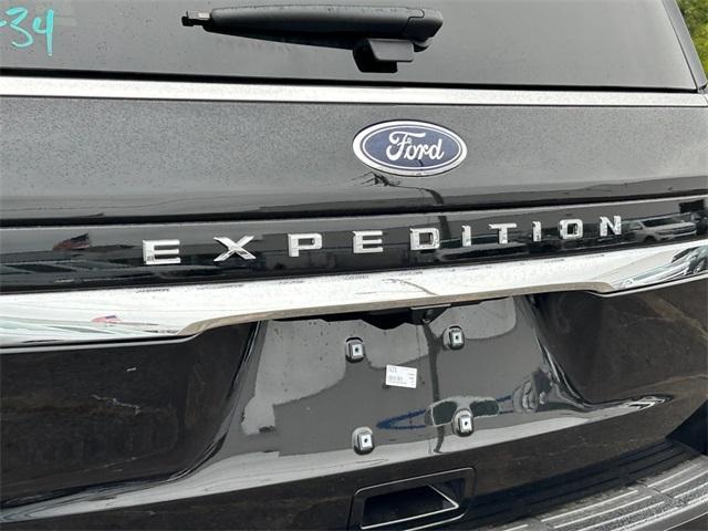 new 2024 Ford Expedition car, priced at $71,108