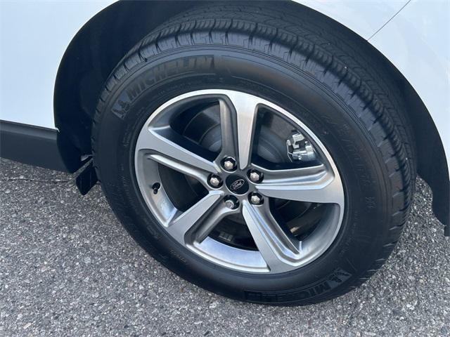 used 2024 Ford Edge car, priced at $30,997