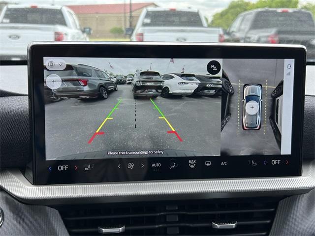 new 2025 Ford Explorer car