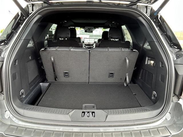 new 2025 Ford Explorer car