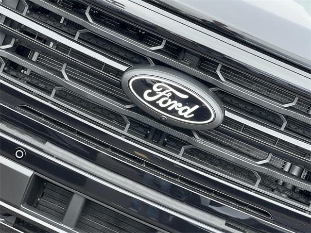 new 2025 Ford F-150 car