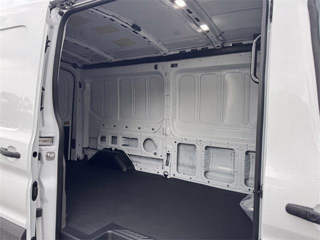 new 2025 Ford Transit-250 car
