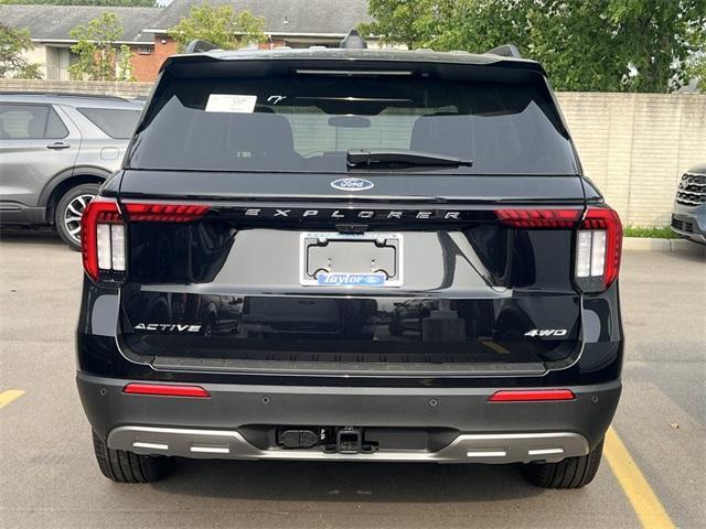 new 2025 Ford Explorer car