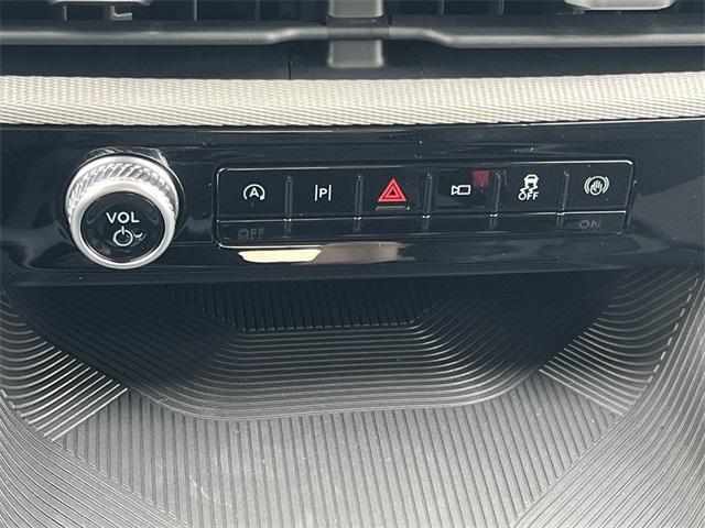new 2025 Ford Explorer car