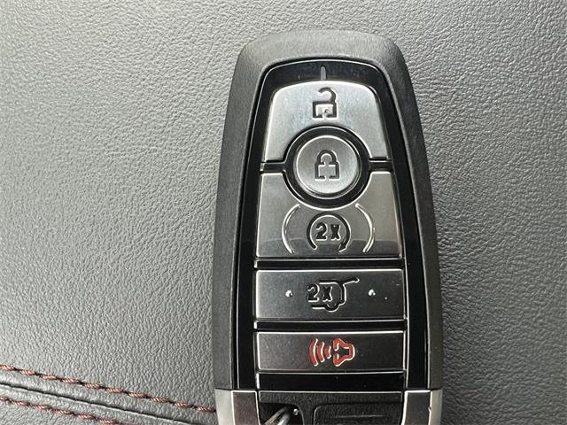 new 2025 Ford Explorer car
