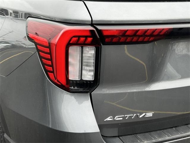 new 2025 Ford Explorer car