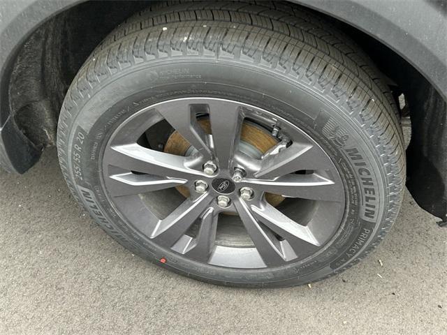 new 2025 Ford Explorer car