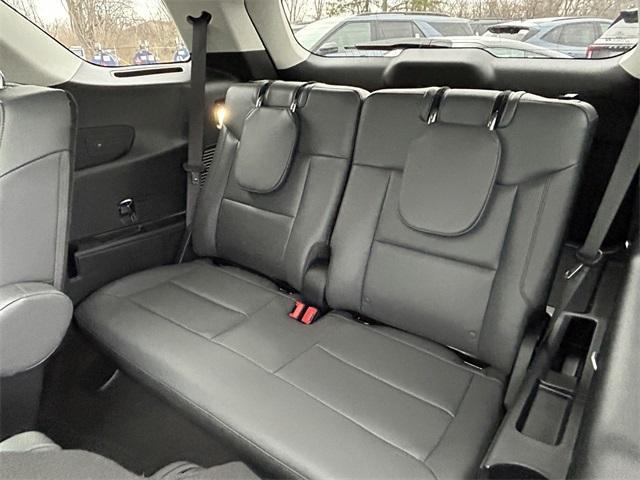 new 2025 Ford Explorer car