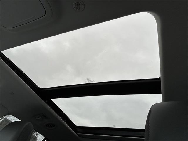 new 2025 Ford Explorer car