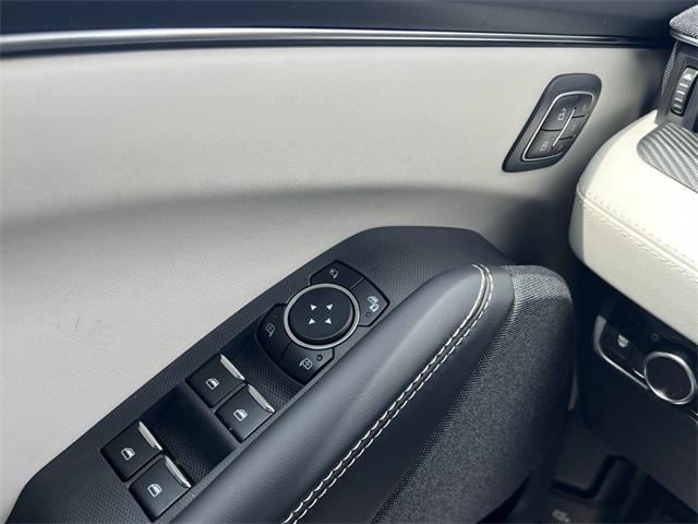 new 2025 Ford Mustang Mach-E car