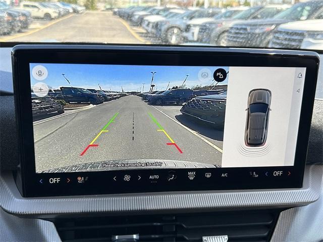 new 2025 Ford Explorer car