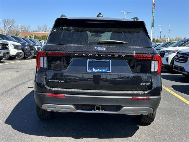 new 2025 Ford Explorer car