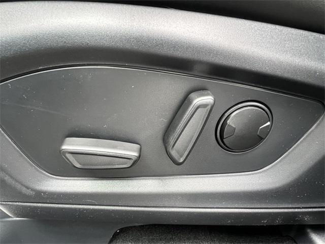 new 2025 Ford Explorer car