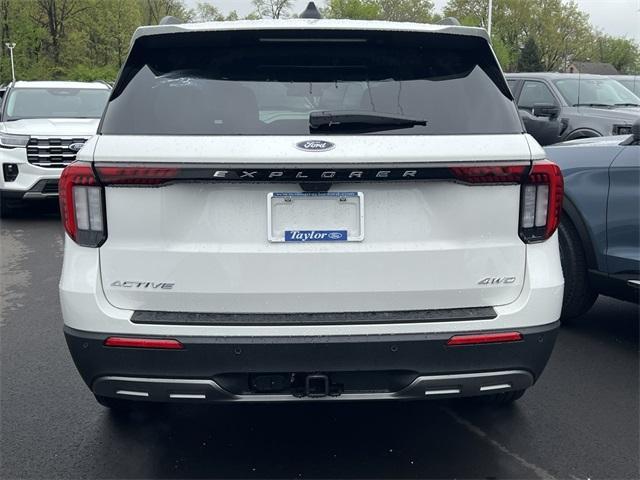 new 2025 Ford Explorer car