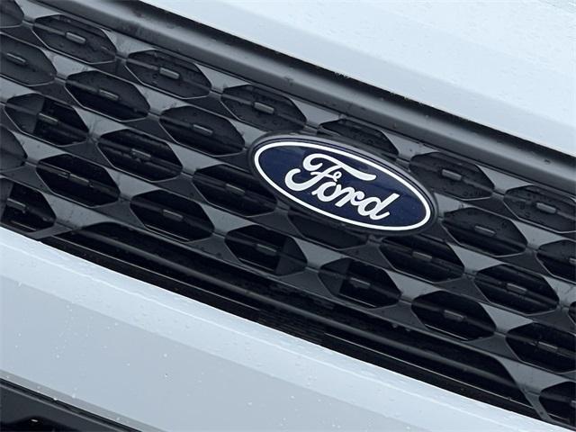 new 2025 Ford Maverick car