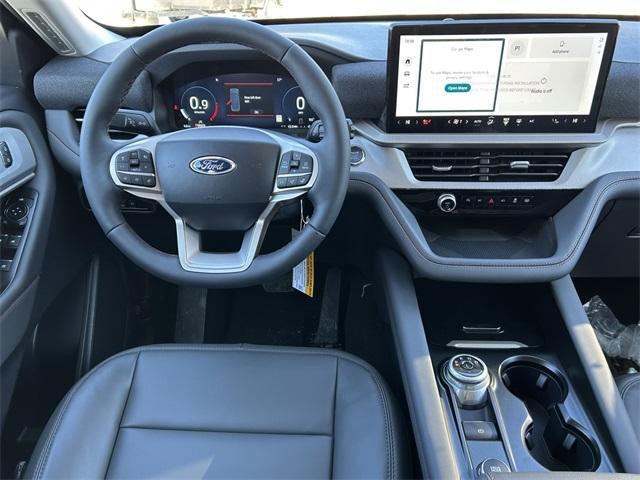 new 2025 Ford Explorer car