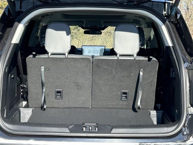 new 2025 Ford Explorer car