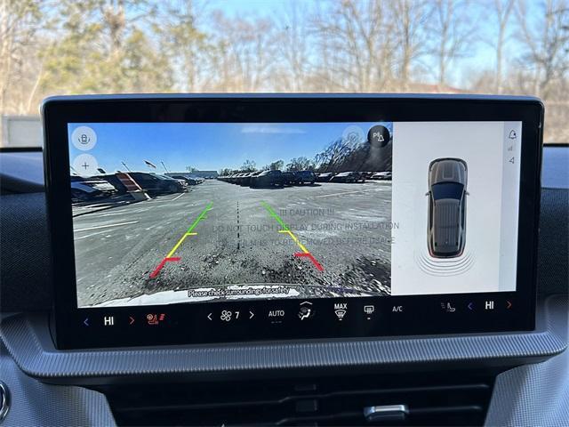 new 2025 Ford Explorer car