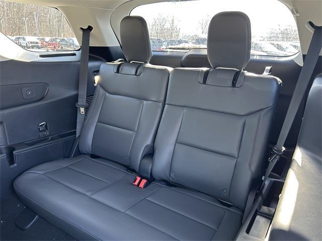 new 2025 Ford Explorer car