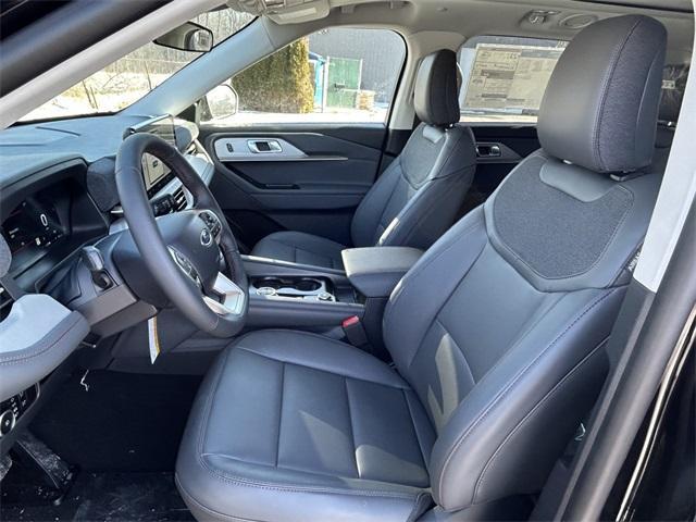 new 2025 Ford Explorer car