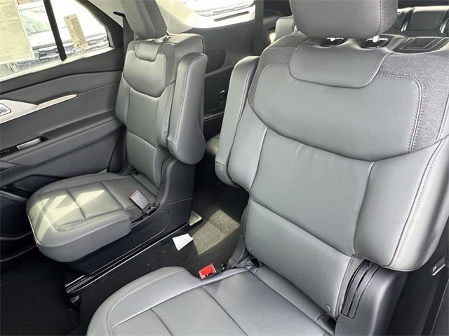 new 2025 Ford Explorer car