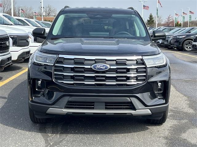 new 2025 Ford Explorer car