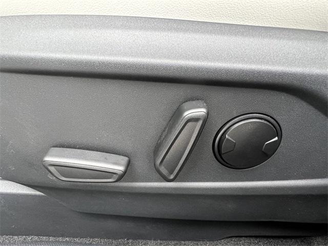 new 2025 Ford Mustang Mach-E car