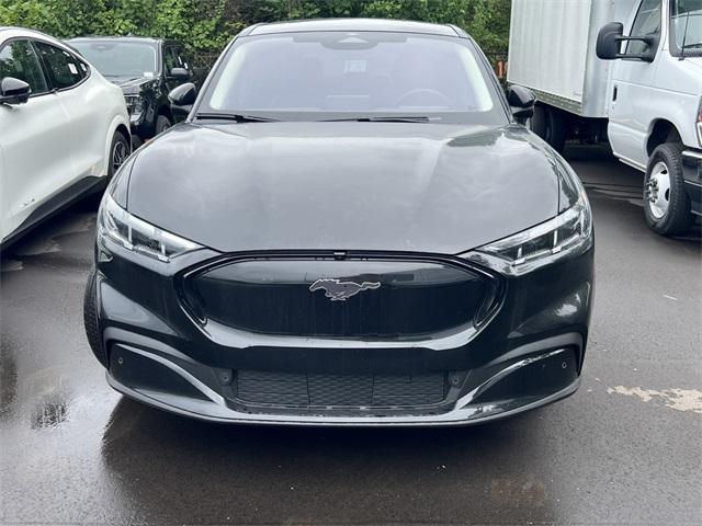 new 2025 Ford Mustang Mach-E car