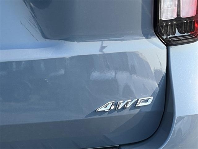 new 2025 Ford Explorer car