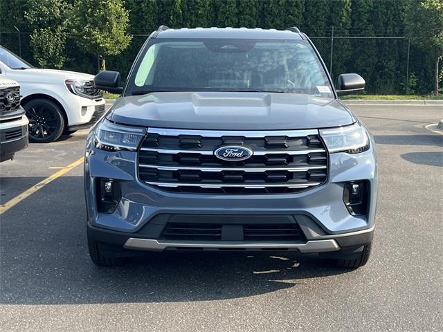 new 2025 Ford Explorer car