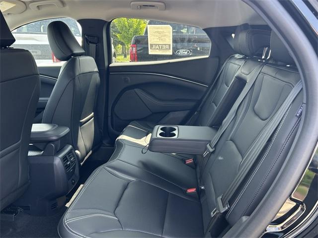 new 2025 Ford Mustang Mach-E car