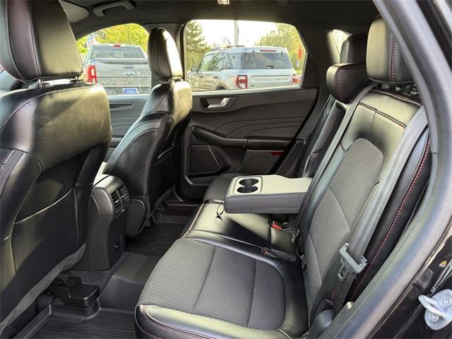 used 2023 Ford Escape car, priced at $25,999