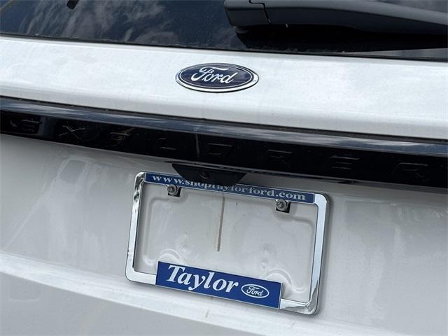 new 2025 Ford Explorer car