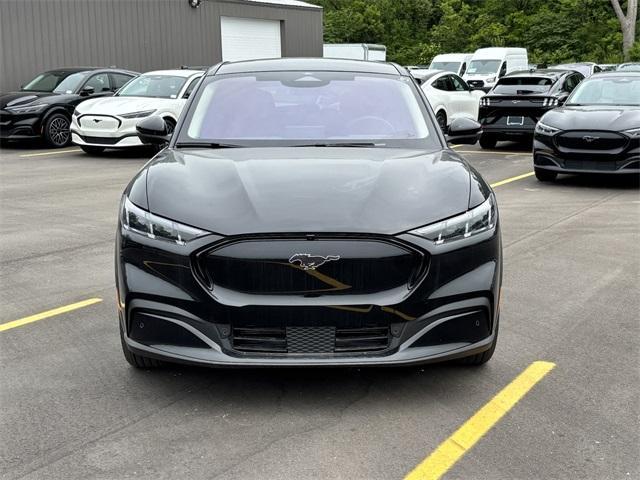 new 2025 Ford Mustang Mach-E car
