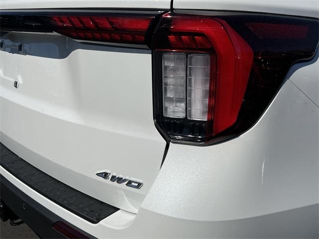 new 2025 Ford Explorer car