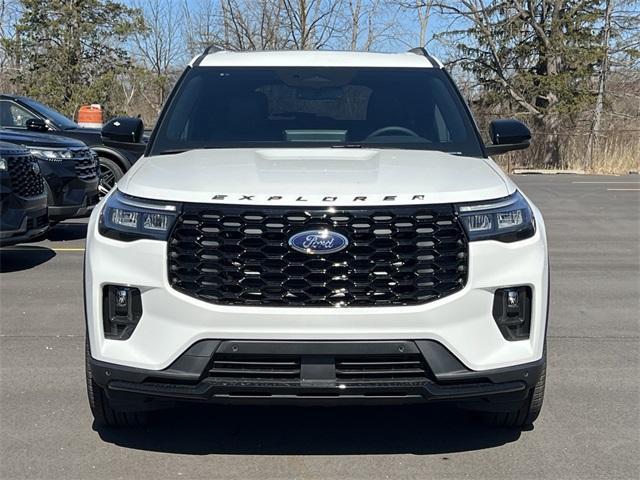 new 2025 Ford Explorer car