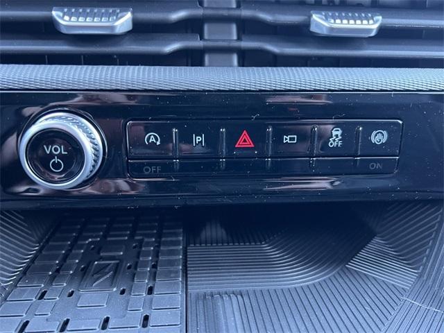 new 2025 Ford Explorer car