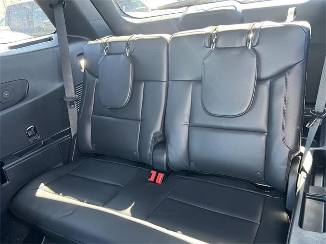 new 2025 Ford Explorer car