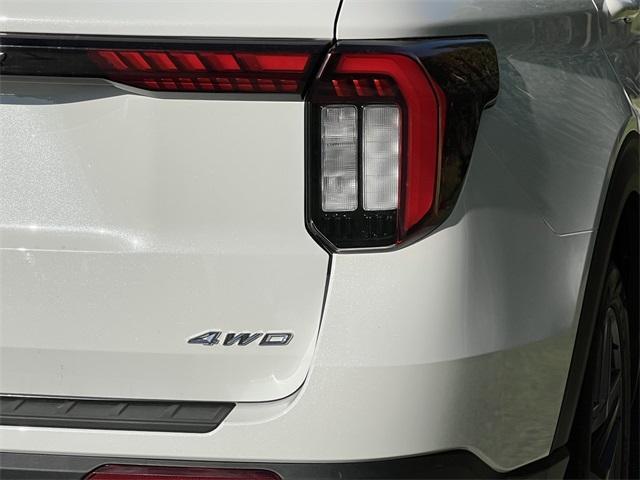 new 2025 Ford Explorer car
