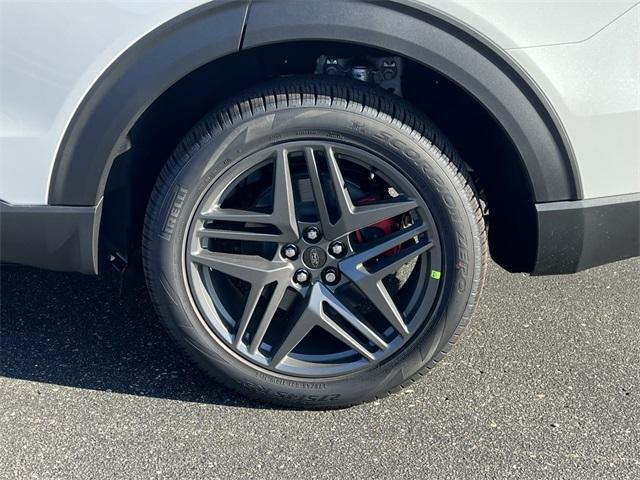 new 2025 Ford Explorer car