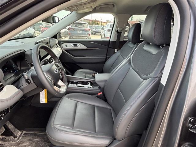 new 2025 Ford Explorer car