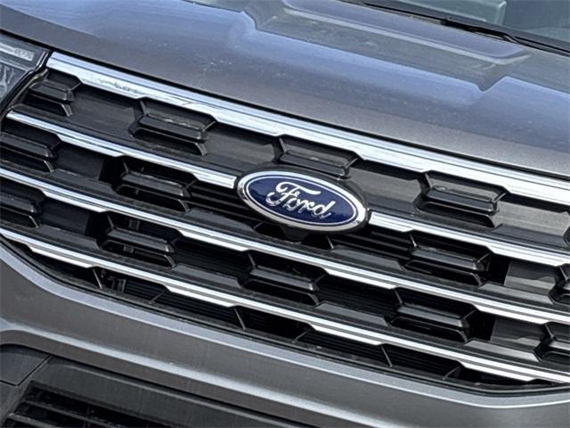 new 2025 Ford Explorer car