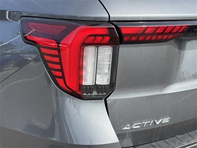 new 2025 Ford Explorer car